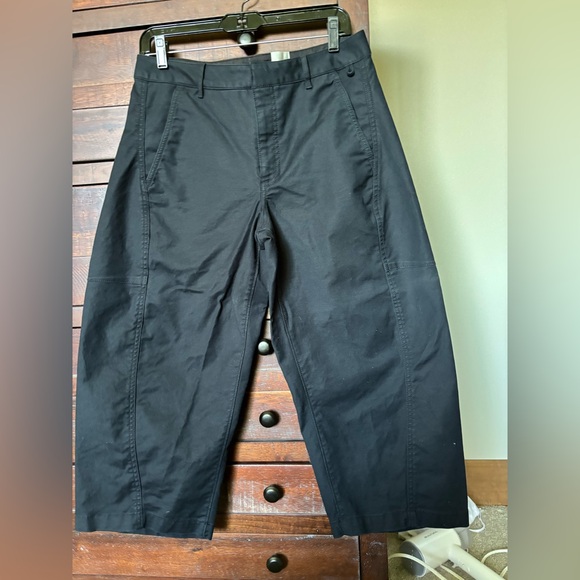 Anthropologie MAEVE CURVED CROPPED CHINO PANTS Blk - Sz 6 worn once - Picture 4 of 6